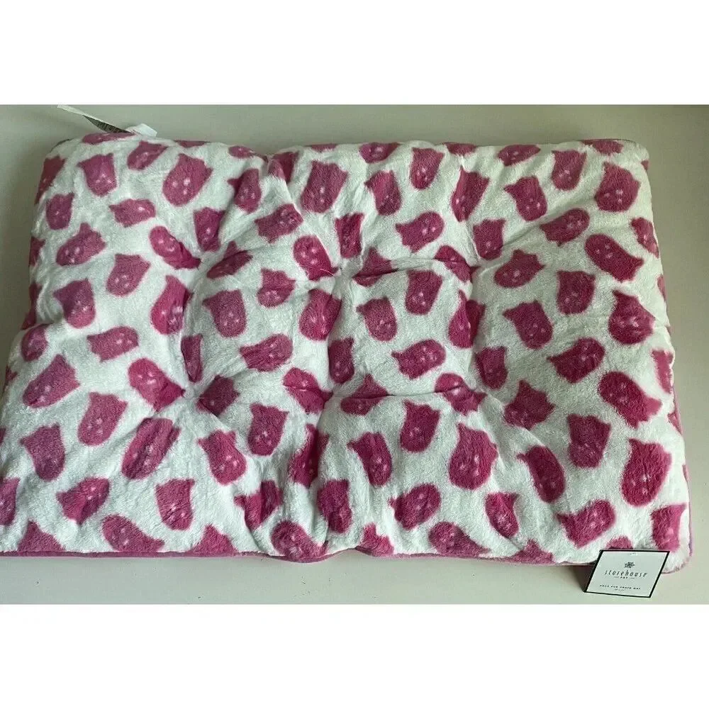 Storehouse Pink Ghosts Halloween Faux Fur Pillow Pet BED Super Soft 36 X 23” NEW